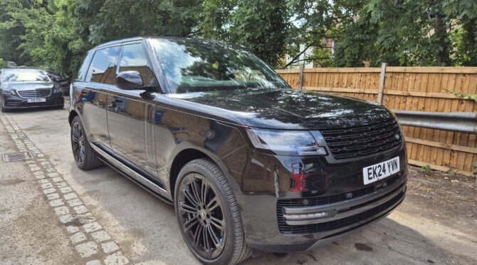 Land Rover Range Rover P530 Autobiography